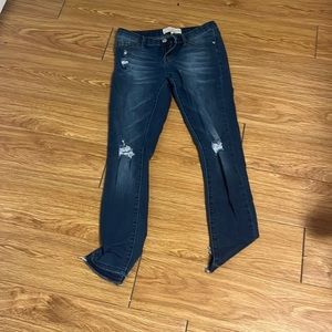 Cafe Den Premium Jeans Size 3/4